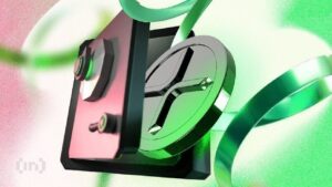 XRP Price Faces Reversal Risk Amid Sell-Off Concerns From New Investors