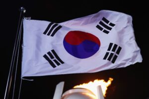 South Korea Tells Firms to Cut Exposure to Crypto ETFs, Coinbase and Strategy: Report