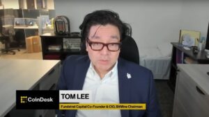 Wall Street Is Buying Crypto ‘Quietly’ — And That’s Bullish, Says Bitmine’s Tom Lee