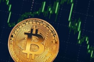 After the Decline in Bitcoin and Altcoins, an Experienced Analyst Shared His Expectations for the Future