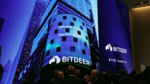 Asia Morning Briefing: BTC Mining Industry Not Worried About New Round of Trump Tariffs