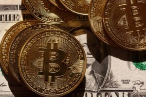 Analyst Reveals How To Trade The Bitcoin Cycle, Predicts When Price Will Hit $215,000