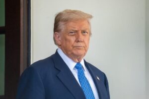 Trump Hosts Mike Tyson, Other Top Memecoin Holders At Mar-A-Lago, But Reports Suggest This Crypto Billionaire Was A ‘No-Show’