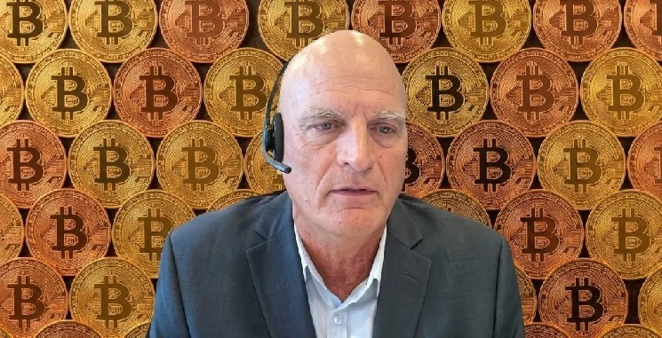 Ray Dalio Bitcoin Warning: Why Central Banks Won't Touch BTC
