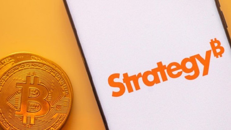 Justin Sun's HTX Delists Trump USD1 Amid Freeze Fight