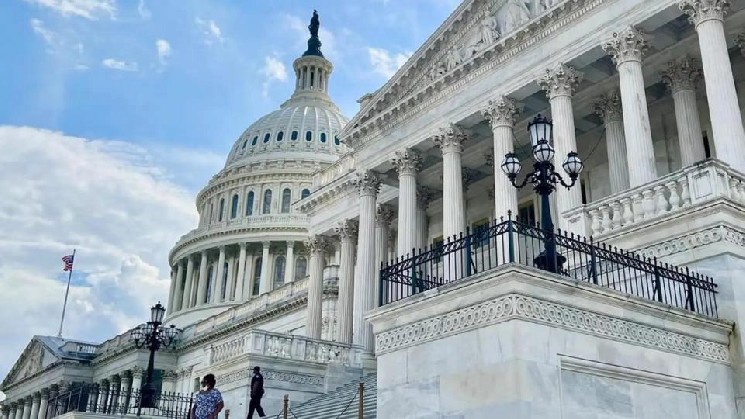 Crypto Clarity Act: New Version Dropping Next Week?