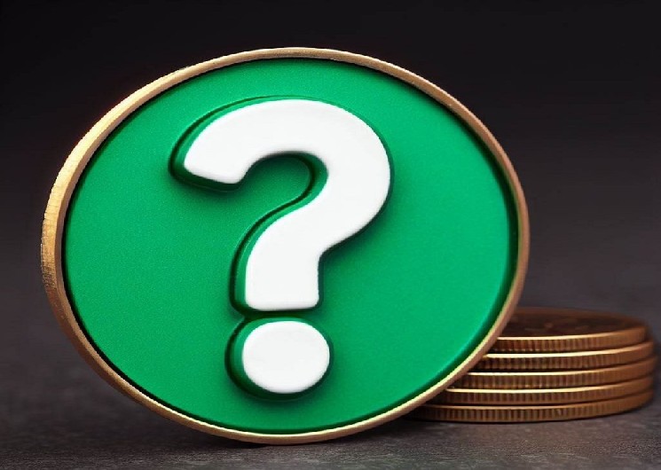 Crypto Giant's Shocking Altcoin Claim: 10-15x Potential!