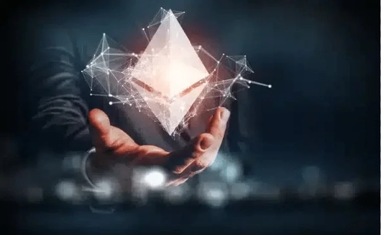 Ethereum Overtakes Bitcoin: New Era for ETH?