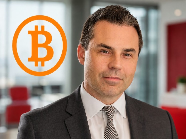 Bloomberg Expert: Bitcoin Price Like Gold's Past Surge